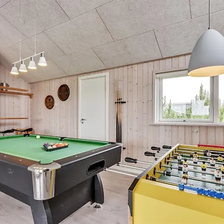 Luzia - 1-2km From The Sea In Western Jutland By Interhome